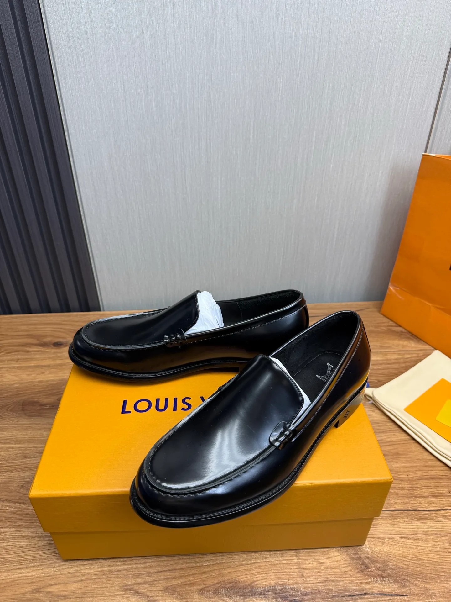 Factory 660💰 LV. Men's business casual leather shoes, all made of imported original brand leather, just to create a more comfortable wearing experience, original non-slip and wear-resistant outsole ✔️16-45 (38.45 non-returnable)